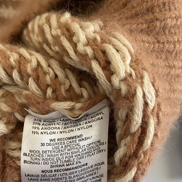 Ganni Tan Chevron Crew Neck Wool Sweater - Picture 4 of 7